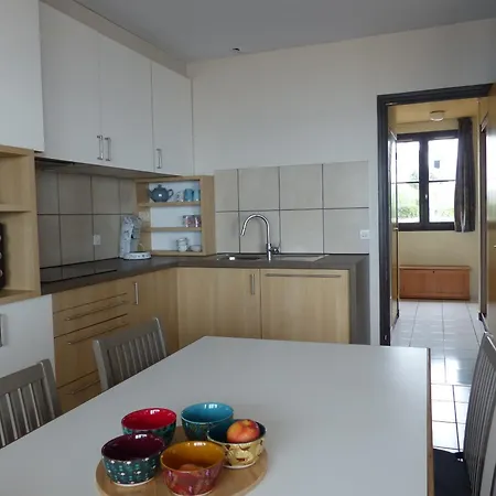 Grand Face Au Lac, Vue Sur Les Pyrenees Apartament